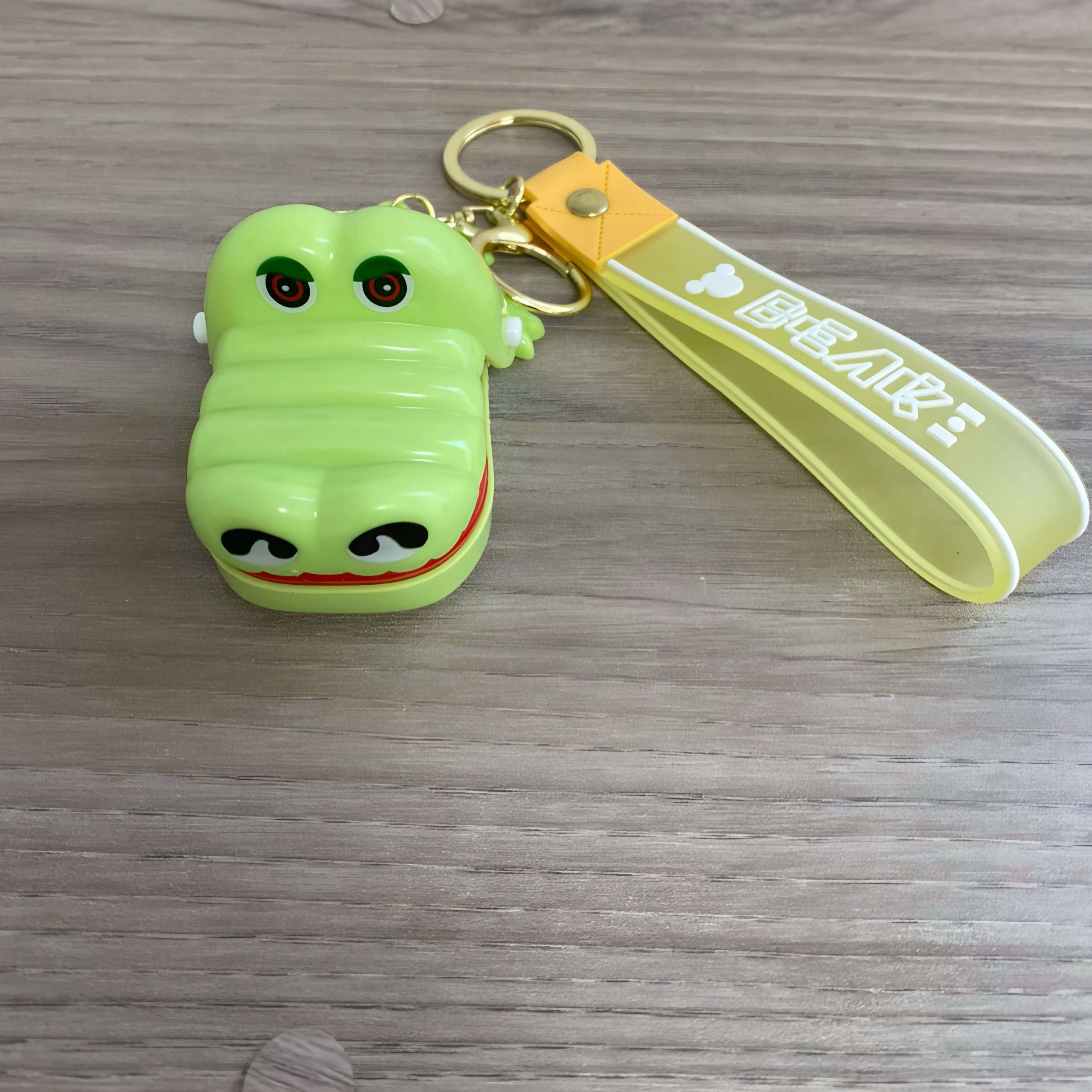 LLAVERO COCODRILO MORDELÓN 🐊 😬