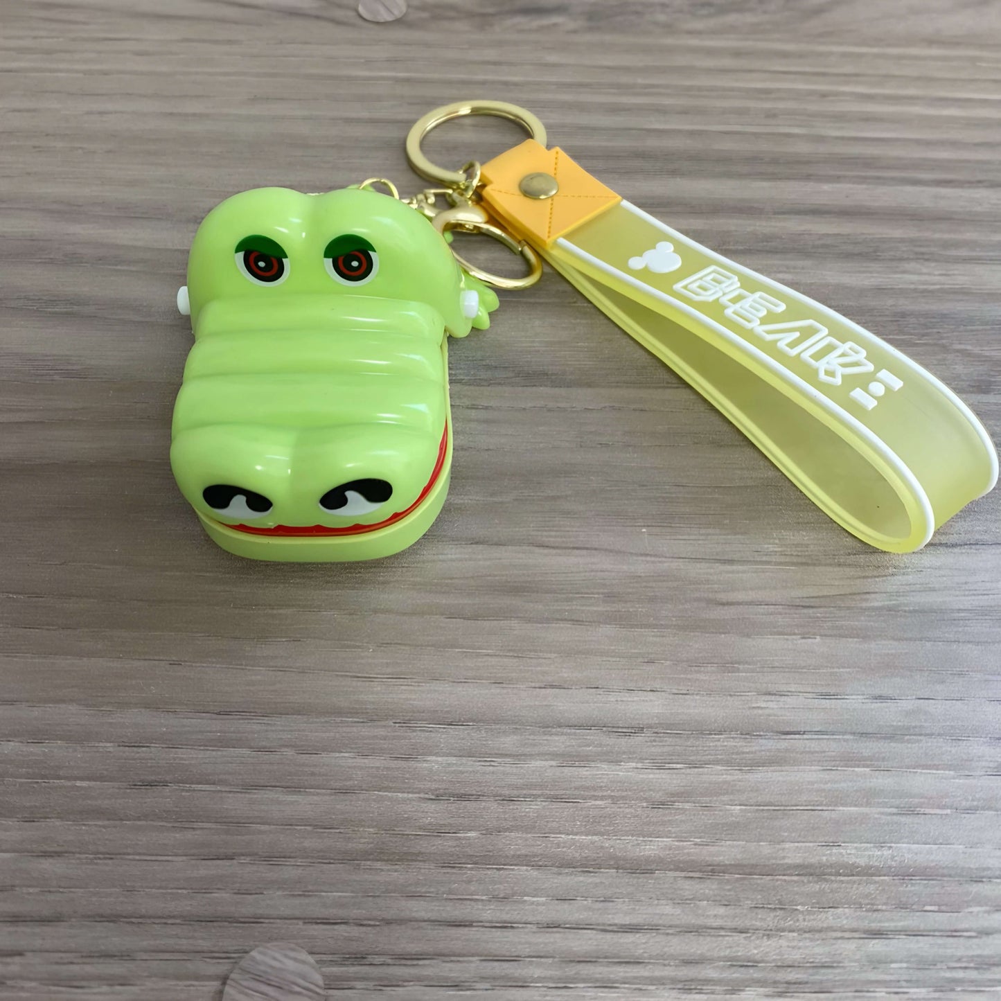LLAVERO COCODRILO MORDELÓN 🐊 😬