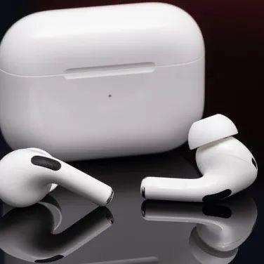 AIRPODS PRO 2DA GENERACIÓN + CORDÓN CON CLIP DE TRANSPORTE 🎧 - AGUAS Y ROSAS®